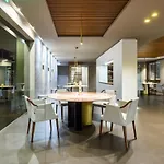 Royal Hotel 4*