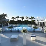 Royal 4* Paestum