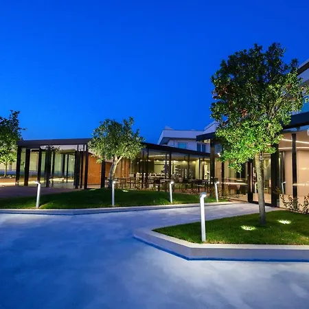 Royal 4* Paestum