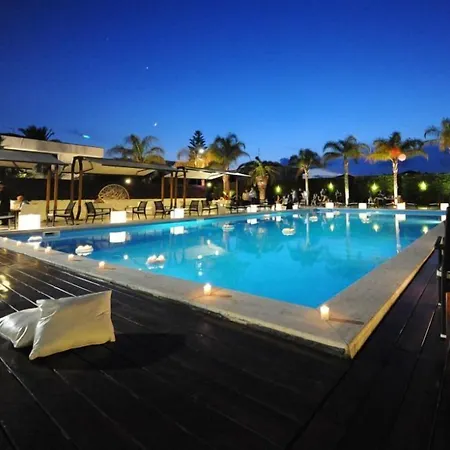 Royal 4* Paestum