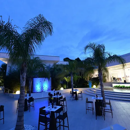 Hotel Royal 4*