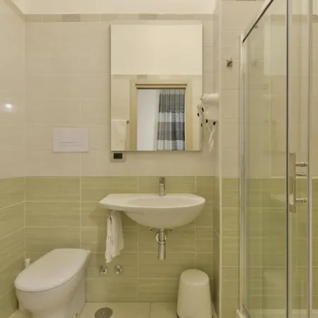 Royal Hotel 4*
